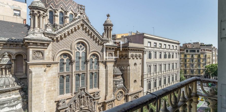 Квартира с 3 спальнями в Барселоне, Каталония, Испания № 8811