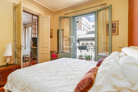 Купить квартиру в Барселона, Испания с 3 спальни, 141м², № 8811 - фото 14