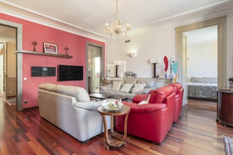 Купить квартиру в Барселона, Испания с 3 спальни, 141м², № 8811 - фото 10