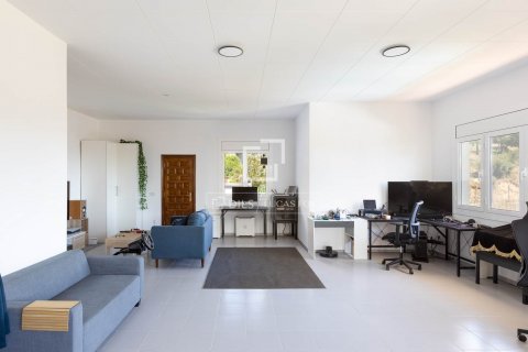 Купить виллу в Кабрильс, Испания с 4 спальни, 226м², № 8812 - фото 12