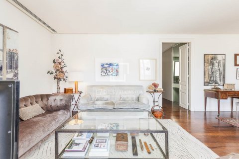 3 bedrooms apartment for sale in Barcelona, Catalonia, Spain № 8813 - photo 7