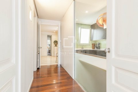 3 bedrooms apartment for sale in Barcelona, Catalonia, Spain № 8813 - photo 19
