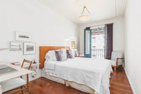 3 bedrooms apartment for sale in Barcelona, Catalonia, Spain № 8813 - photo 25