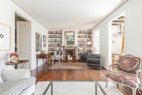 3 bedrooms apartment for sale in Barcelona, Catalonia, Spain № 8813 - photo 6
