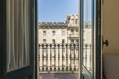 3 bedrooms apartment for sale in Barcelona, Catalonia, Spain № 8813 - photo 28