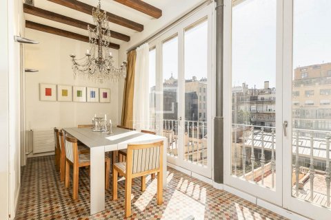3 bedrooms apartment for sale in Barcelona, Catalonia, Spain № 8813 - photo 3