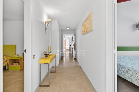5 bedrooms villa for sale in Argentona, Barcelona, Catalonia, Spain № 8815 - photo 17