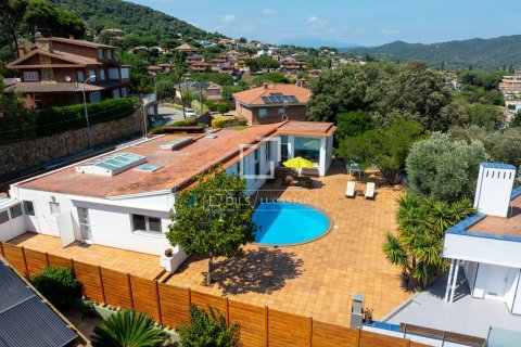 5 bedrooms villa for sale in Argentona, Barcelona, Catalonia, Spain № 8815 - photo 2