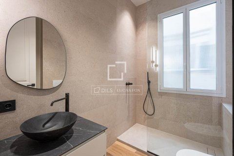 3 bedrooms apartment for sale in Barcelona, Catalonia, Spain № 8814 - photo 15