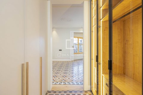 3 bedrooms apartment for sale in Barcelona, Catalonia, Spain № 8814 - photo 28