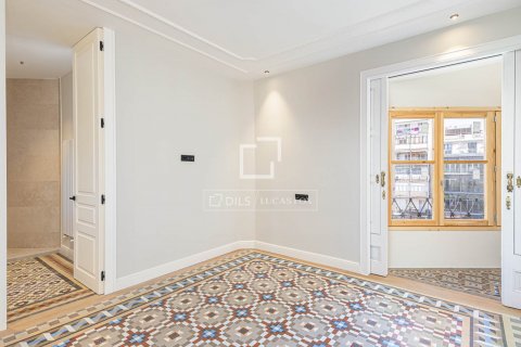 3 bedrooms apartment for sale in Barcelona, Catalonia, Spain № 8814 - photo 30