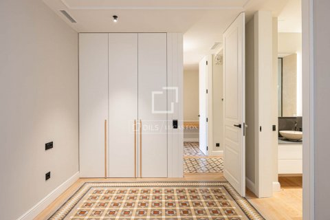 3 bedrooms apartment for sale in Barcelona, Catalonia, Spain № 8814 - photo 22