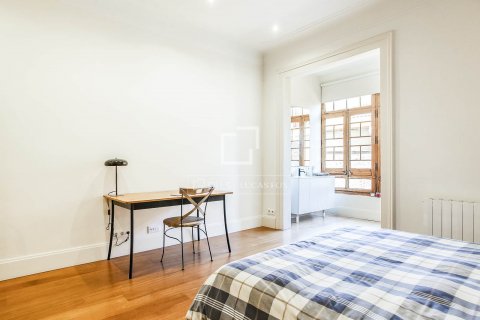 3 bedrooms apartment for sale in Barcelona, Catalonia, Spain № 8810 - photo 24