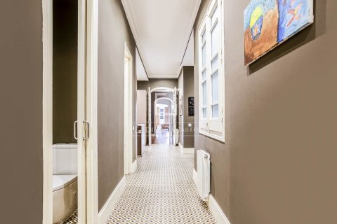 3 bedrooms apartment for sale in Barcelona, Catalonia, Spain № 8810 - photo 21