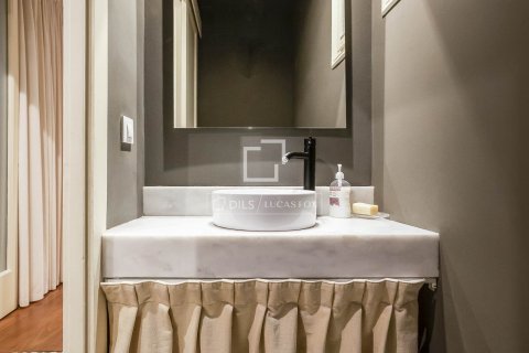 3 bedrooms apartment for sale in Barcelona, Catalonia, Spain № 8810 - photo 30