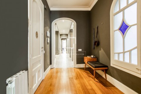 3 bedrooms apartment for sale in Barcelona, Catalonia, Spain № 8810 - photo 19