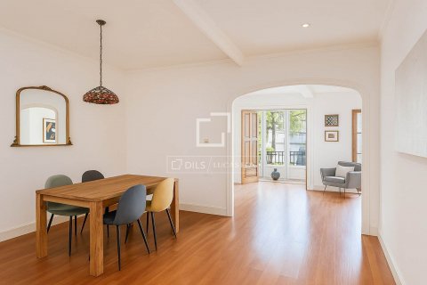 3 bedrooms apartment for sale in Barcelona, Catalonia, Spain № 8810 - photo 8