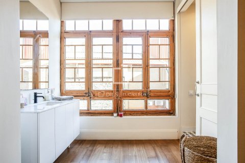 3 bedrooms apartment for sale in Barcelona, Catalonia, Spain № 8810 - photo 25