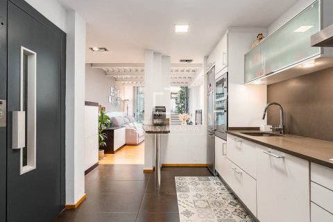 3 bedrooms villa for sale in Barcelona, Catalonia, Spain № 8504 - photo 10