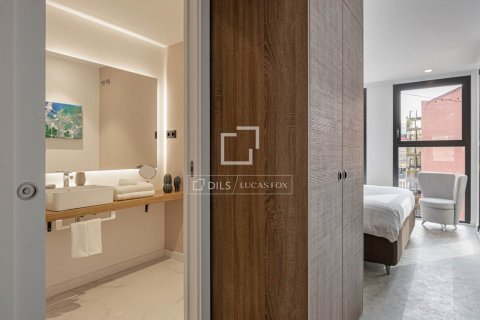 Купить квартиру в Барселона, Испания с 2 спальни, 95м², № 8488 - фото 5