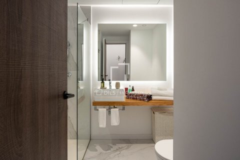 Apartamento de 2 dormitorios en venta en Barcelona, Cataluña, Spain № 8497 - foto 15