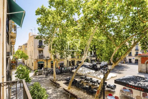 Apartamento de 3 dormitorios en venta en Barcelona, Cataluña, Spain № 8819 - foto 8