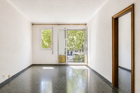 Apartamento de 3 dormitorios en venta en Barcelona, Cataluña, Spain № 8819 - foto 6