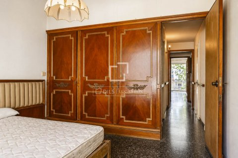 Apartamento de 3 dormitorios en venta en Barcelona, Cataluña, Spain № 8819 - foto 22