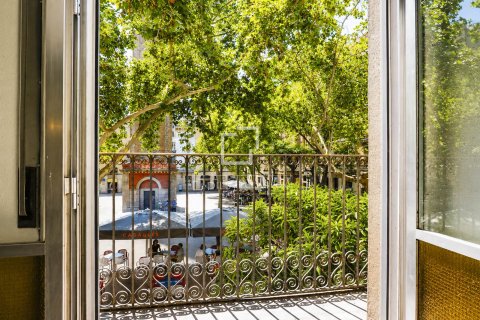Apartamento de 3 dormitorios en venta en Barcelona, Cataluña, Spain № 8819 - foto 7