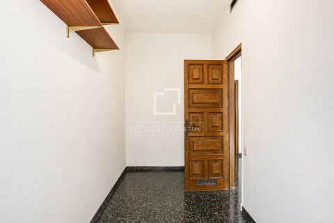 Apartamento de 3 dormitorios en venta en Barcelona, Cataluña, Spain № 8819 - foto 15