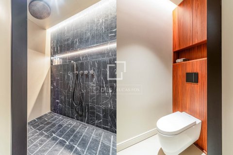 3 bedrooms apartment for sale in Barcelona, Catalonia, Spain № 8818 - photo 21