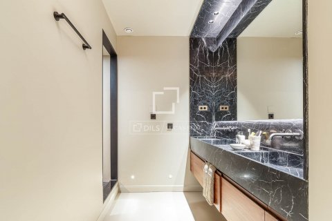 3 bedrooms apartment for sale in Barcelona, Catalonia, Spain № 8818 - photo 27