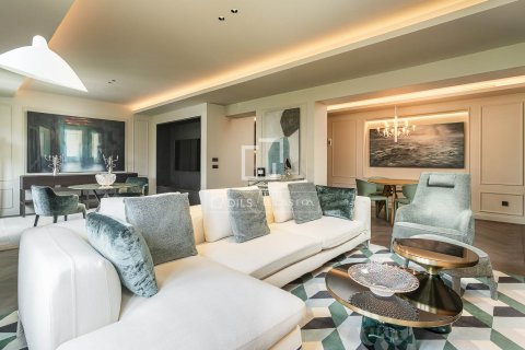 3 bedrooms apartment for sale in Barcelona, Catalonia, Spain № 8818 - photo 6