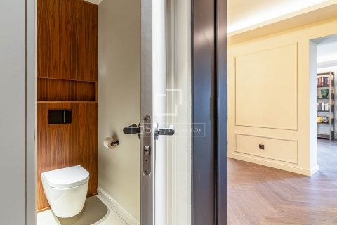 3 bedrooms apartment for sale in Barcelona, Catalonia, Spain № 8818 - photo 20