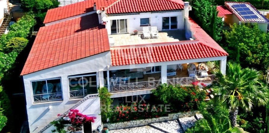 Villa de 3 dormitorios en venta en Palau-saverdera, Gerona, Cataluña, Spain № 7751
