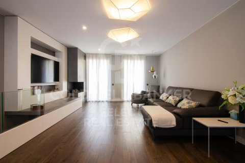 Сasa de 3 dormitorios en venta en Sabadell, Barcelona, Cataluña, Spain № 7749 - foto 21