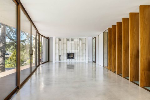 6 bedrooms villa for sale in Sant Cugat Del Valles, Barcelona, Catalonia, Spain № 4396 - photo 3