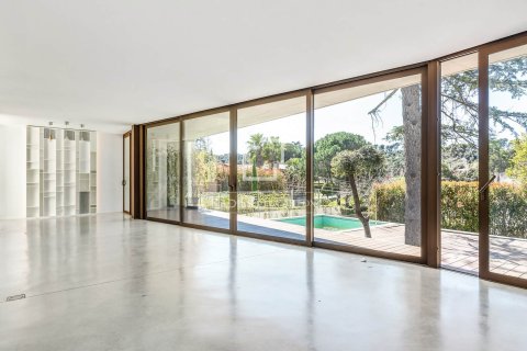 6 bedrooms villa for sale in Sant Cugat Del Valles, Barcelona, Catalonia, Spain № 4396 - photo 7
