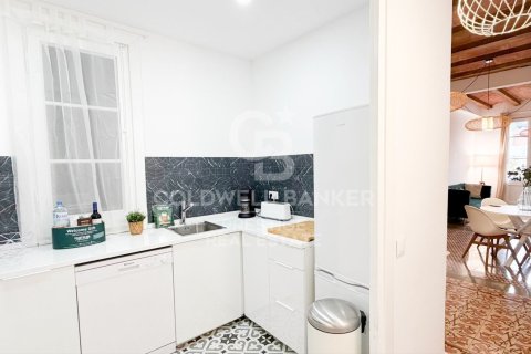 Apartamento de 3 dormitorios en venta en Barcelona, Cataluña, Spain № 5351 - foto 11