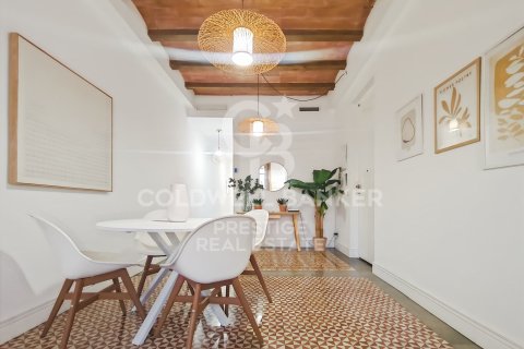 Apartamento de 3 dormitorios en venta en Barcelona, Cataluña, Spain № 5351 - foto 7