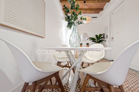 Apartamento de 3 dormitorios en venta en Barcelona, Cataluña, Spain № 5351 - foto 8