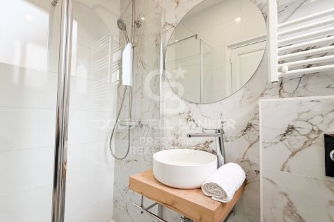 Apartamento de 3 dormitorios en venta en Barcelona, Cataluña, Spain № 5351 - foto 27