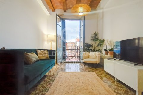 Apartamento de 3 dormitorios en venta en Barcelona, Cataluña, Spain № 5351 - foto 3