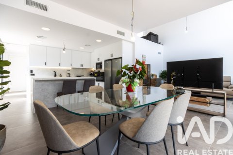 Сasa de 3 dormitorios en venta en Sentmenat, Barcelona, Cataluña, Spain № 4720 - foto 10