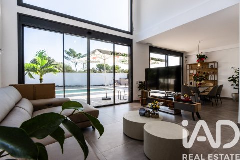 Сasa de 3 dormitorios en venta en Sentmenat, Barcelona, Cataluña, Spain № 4720 - foto 8