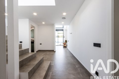Сasa de 3 dormitorios en venta en Sentmenat, Barcelona, Cataluña, Spain № 4720 - foto 4