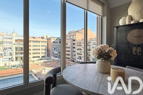 Купить квартиру в Барселона, Испания с 3 спальни, 100м², № 4717 - фото 2