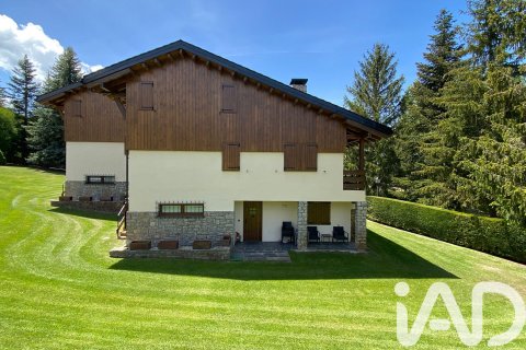 Apartamento de 3 dormitorios en venta en Alp, Gerona, Cataluña, Spain № 4718 - foto 4