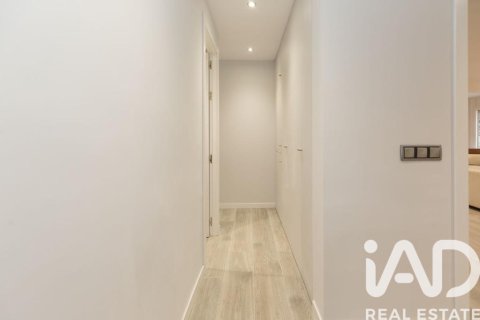 Apartamento de 3 dormitorios en venta en Alp, Gerona, Cataluña, Spain № 4718 - foto 18