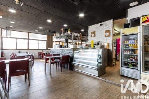 Cafetería / restaurante de 219 m² en venta en Sentmenat, Barcelona, Cataluña, Spain № 4719 - foto 12